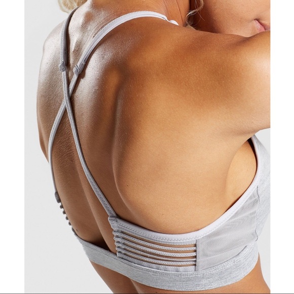 Gymshark Ease Sports Bra - Picture 2 of 8